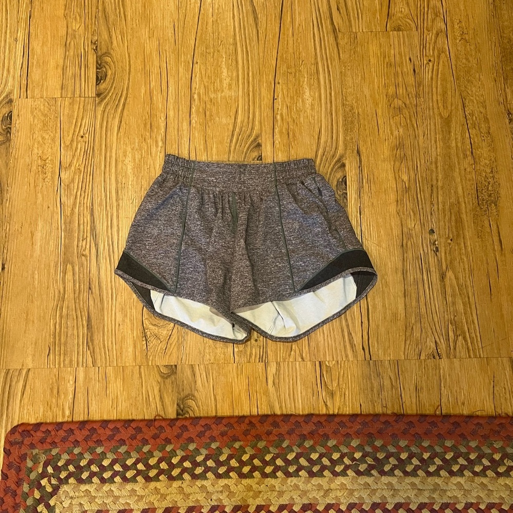 Lululemon Hotty Hot High Rise Short 4” inch, size 2,